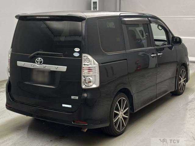 2010 Toyota Voxy