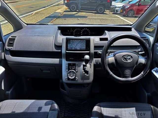 2008 Toyota Voxy