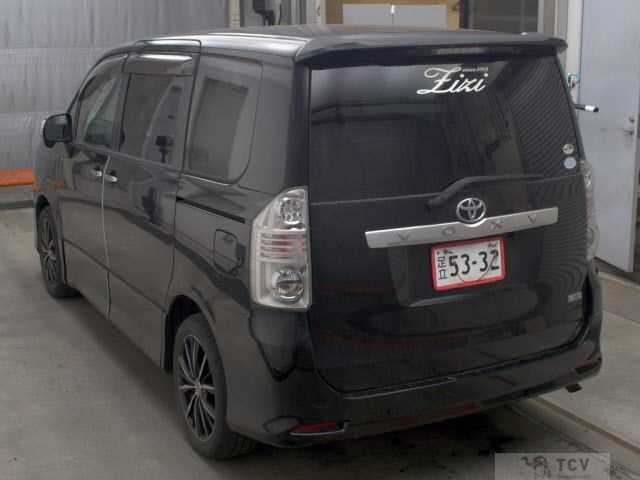 2009 Toyota Voxy
