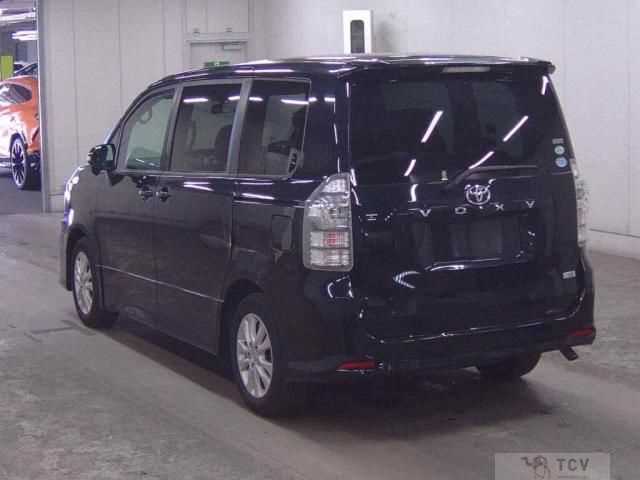 2010 Toyota Voxy