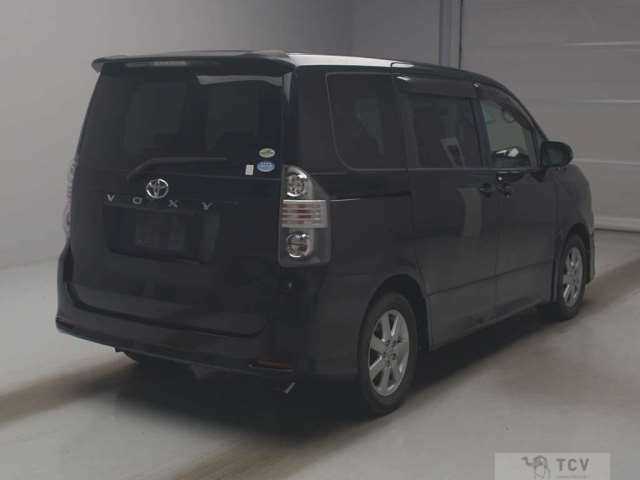 2010 Toyota Voxy