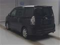 2010 Toyota Voxy