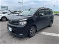 2013 Toyota Voxy