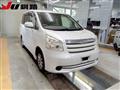 2009 Toyota Noah