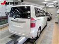 2009 Toyota Noah