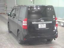 2013 Toyota Noah