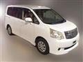 2013 Toyota Noah