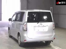 2009 Toyota Voxy
