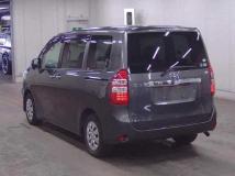 2011 Toyota Noah