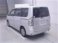 2013 Toyota Voxy
