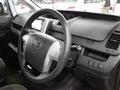 2011 Toyota Noah