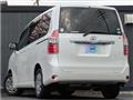 2008 Toyota Noah