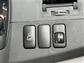 2005 Toyota Isis