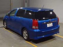 2005 Toyota Wish