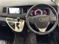 2013 Toyota Isis