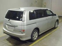 2013 Toyota Isis