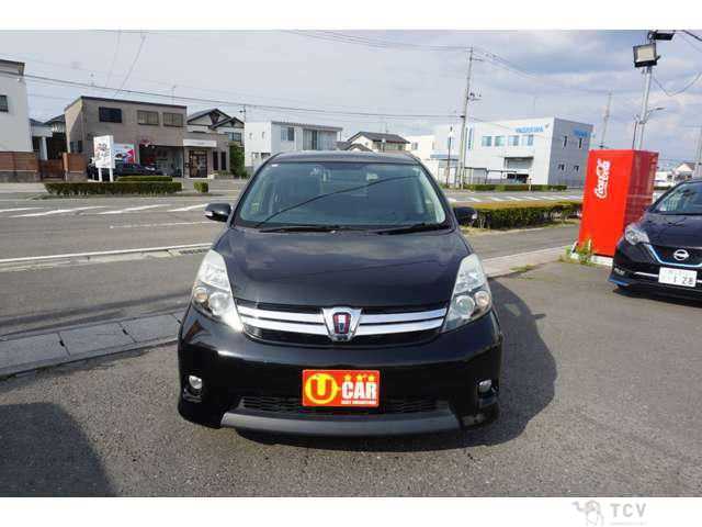 2013 Toyota Isis