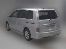 2015 Toyota Isis
