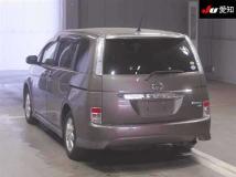2013 Toyota Isis