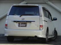 2012 Toyota Isis