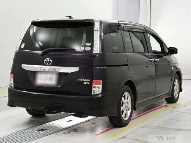 2011 Toyota Isis