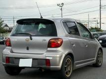2003 Toyota Vitz
