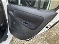 2003 Toyota Vitz