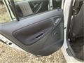 2003 Toyota Vitz