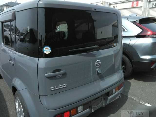 2004 Nissan Cube
