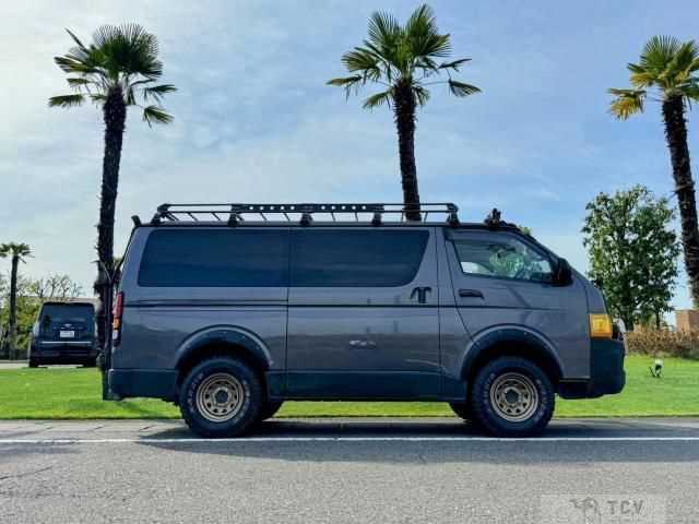 2009 Toyota Hiace Van