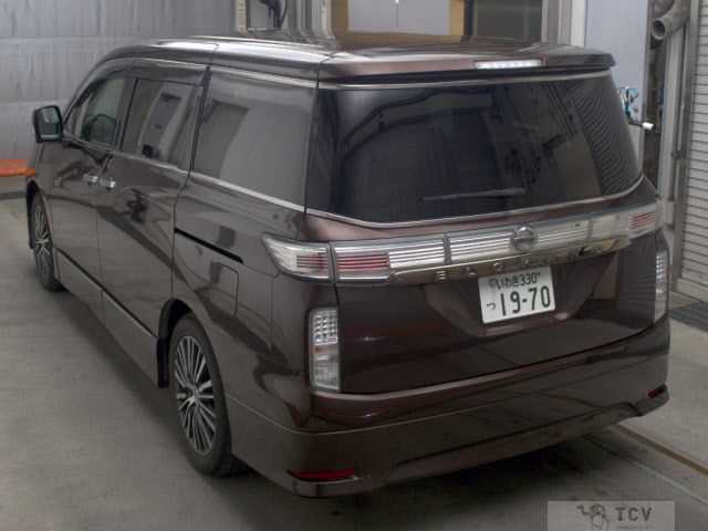2014 Nissan Elgrand