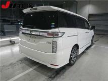 2014 Nissan Elgrand