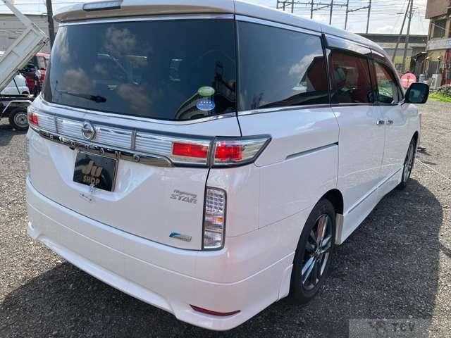 2012 Nissan Elgrand
