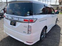 2012 Nissan Elgrand