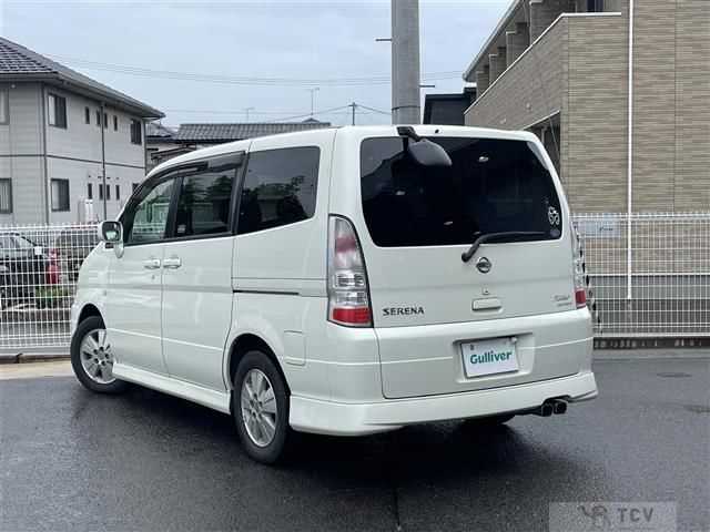 2005 Nissan Serena