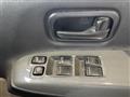 2005 Nissan Serena