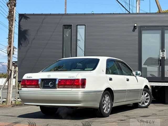 2003 Toyota Crown