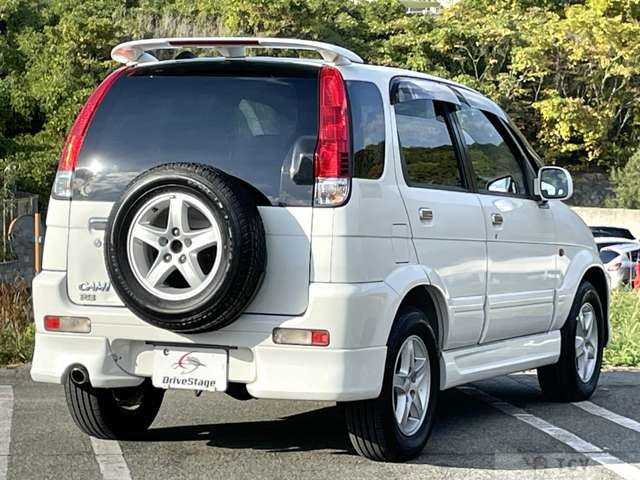 2004 Toyota Cami