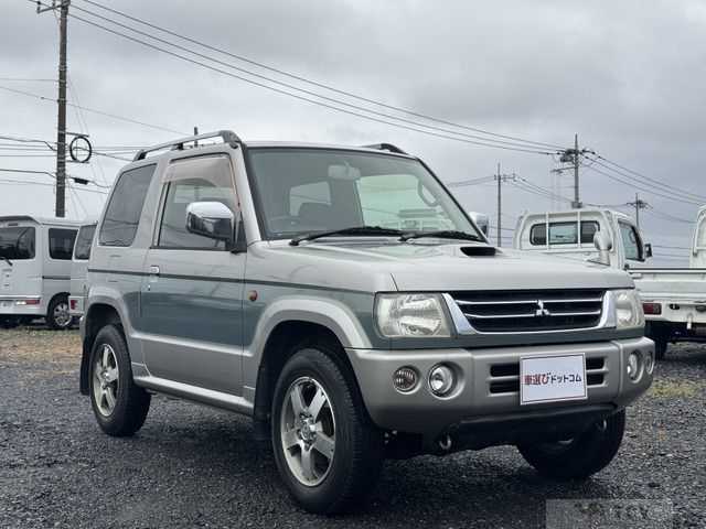 2004 Mitsubishi Pajero Mini