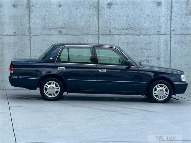 2003 Toyota Crown