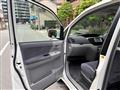 2004 Toyota Voxy
