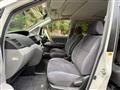 2004 Toyota Voxy