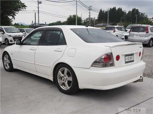 2002 Toyota Altezza
