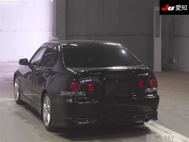 2004 Toyota Altezza