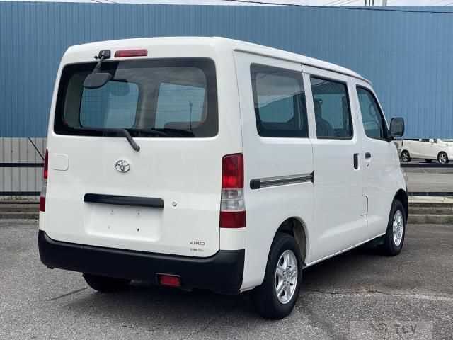 2012 Toyota Townace Van