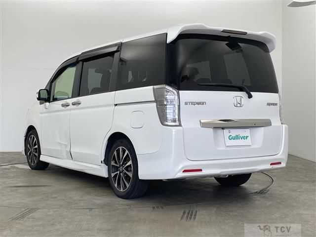 2014 Honda Step WGN