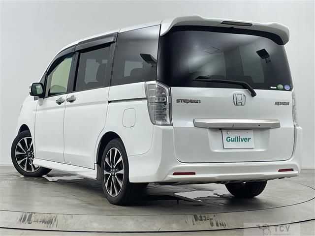 2014 Honda Step WGN