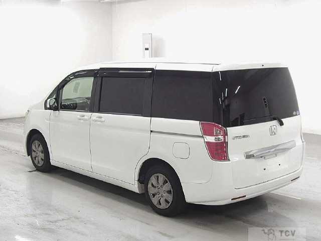 2013 Honda Step WGN