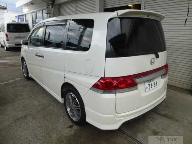 2005 Honda Step WGN