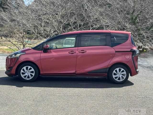 2017 Toyota Sienta